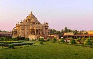 Храм Акшардхам (Akshardham Temple)