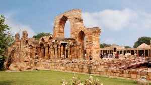 Комплекс Кутб-Минар (Qutb Minar)